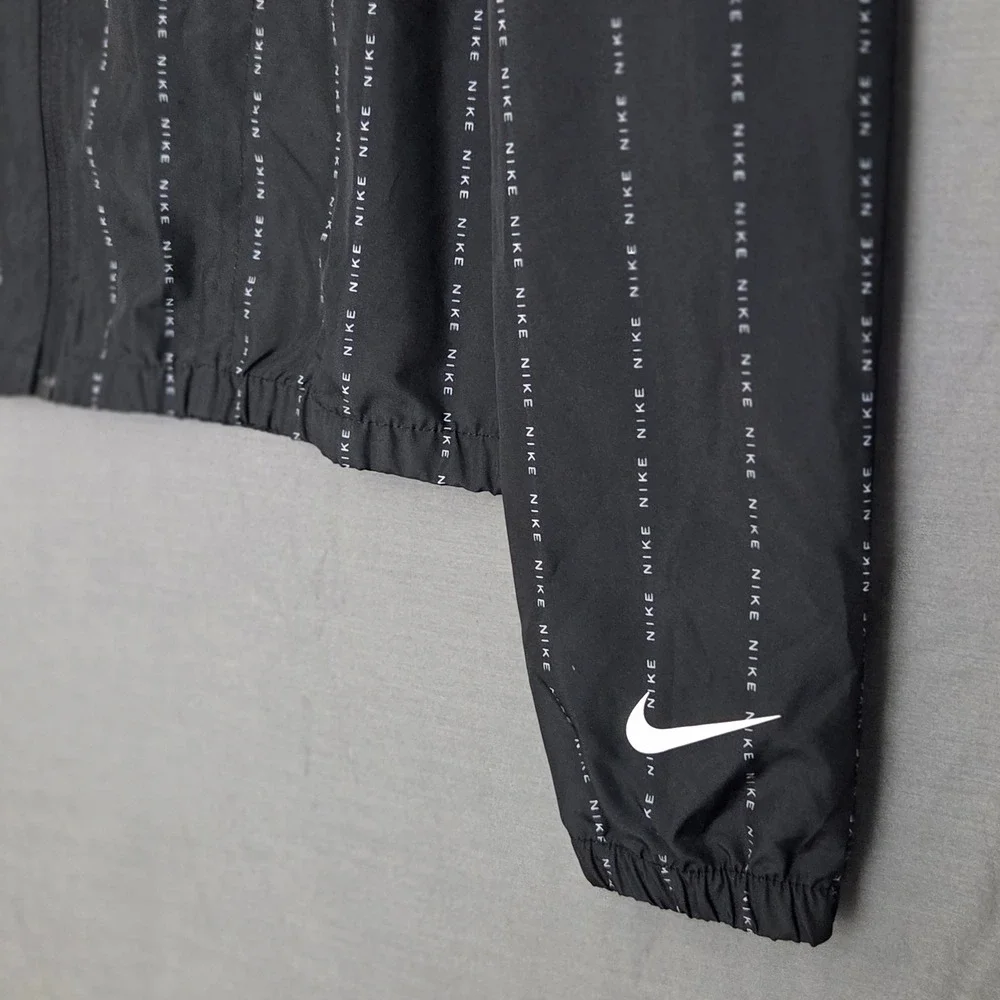 Nike Dri-FIT Icon Clash Pinstripe Running Jacket Black White Women's M